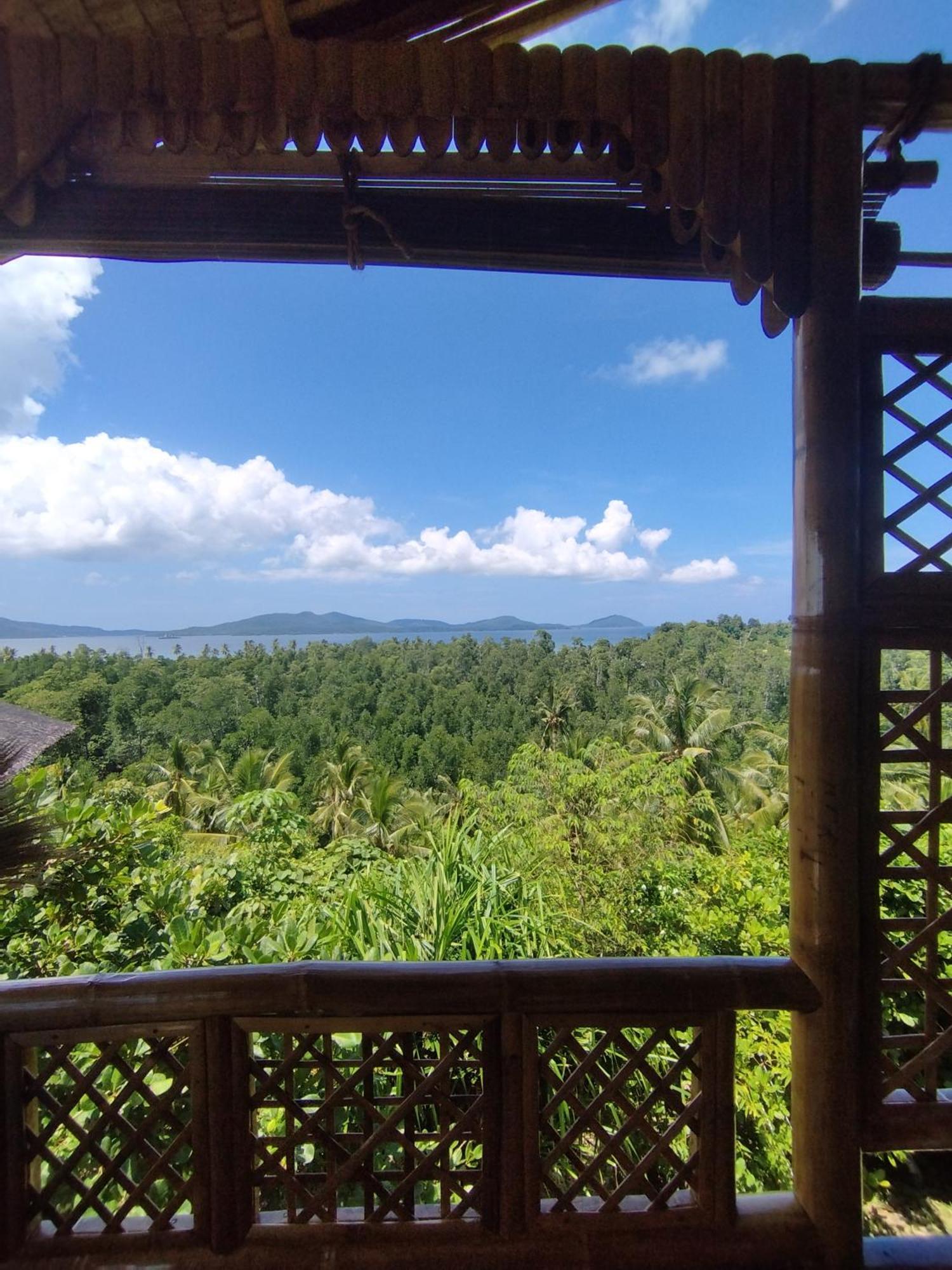 Ocean Green Eco Lodge Puerto Princesa Esterno foto