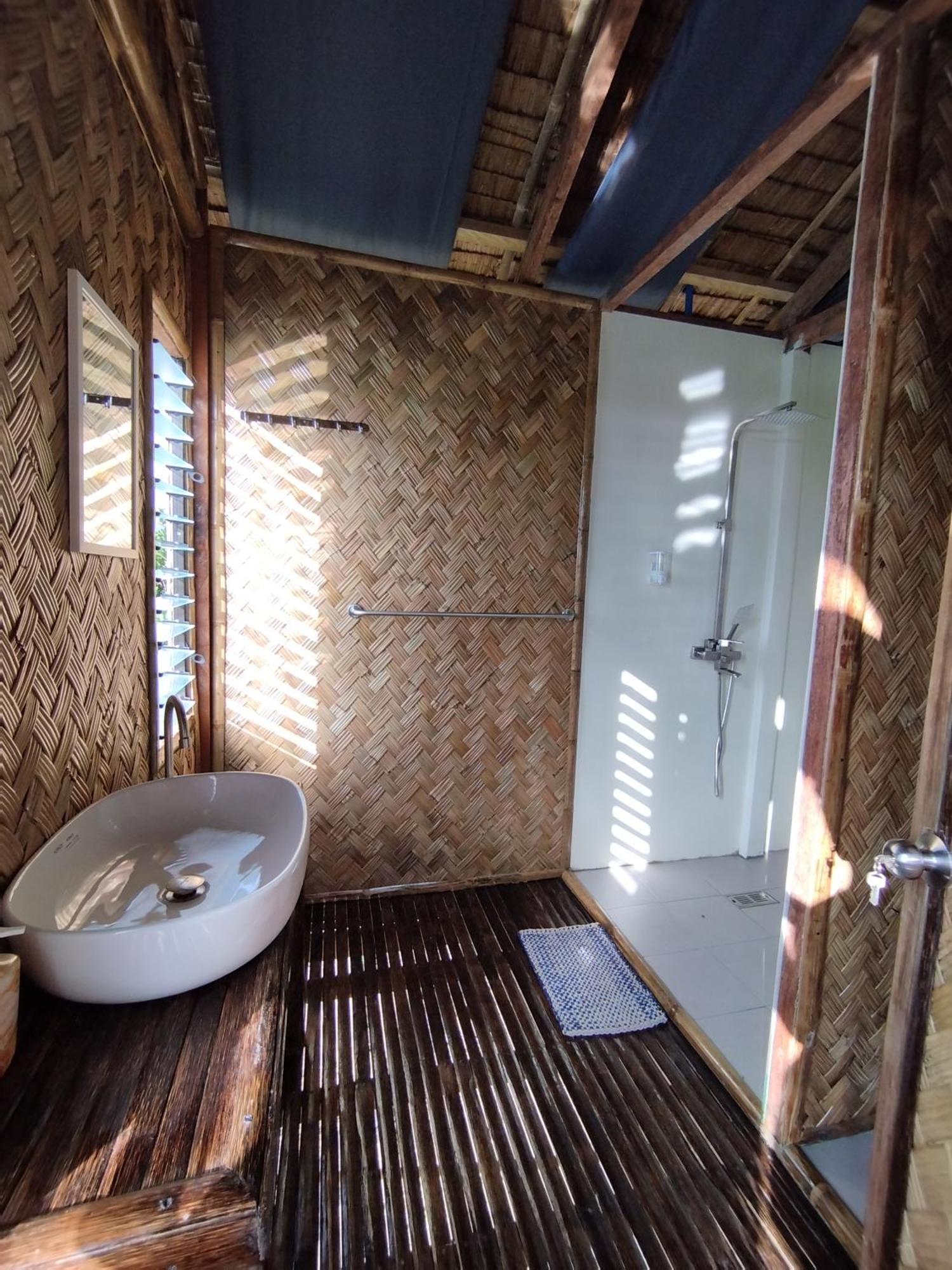 Ocean Green Eco Lodge Puerto Princesa Esterno foto